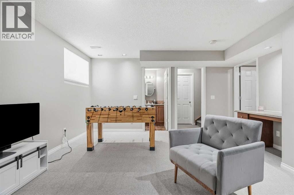 379 Cimarron Boulevard — photo 36
