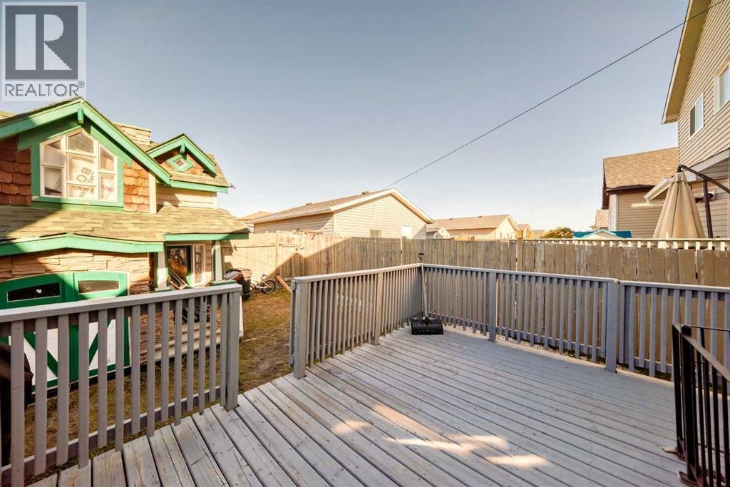 144 Taradale Drive NE — photo 37