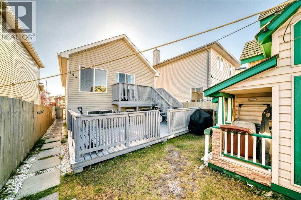 144 Taradale Drive NE — photo 34