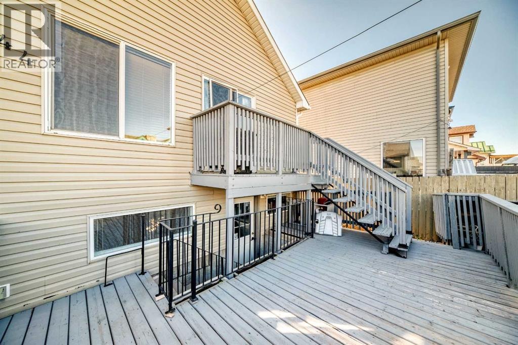 144 Taradale Drive NE — photo 36
