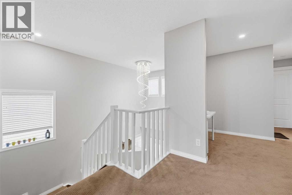 172 Sherwood Mews NW — photo 21