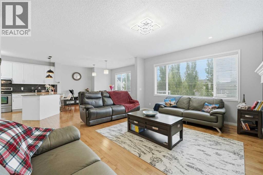 172 Sherwood Mews NW — photo 12