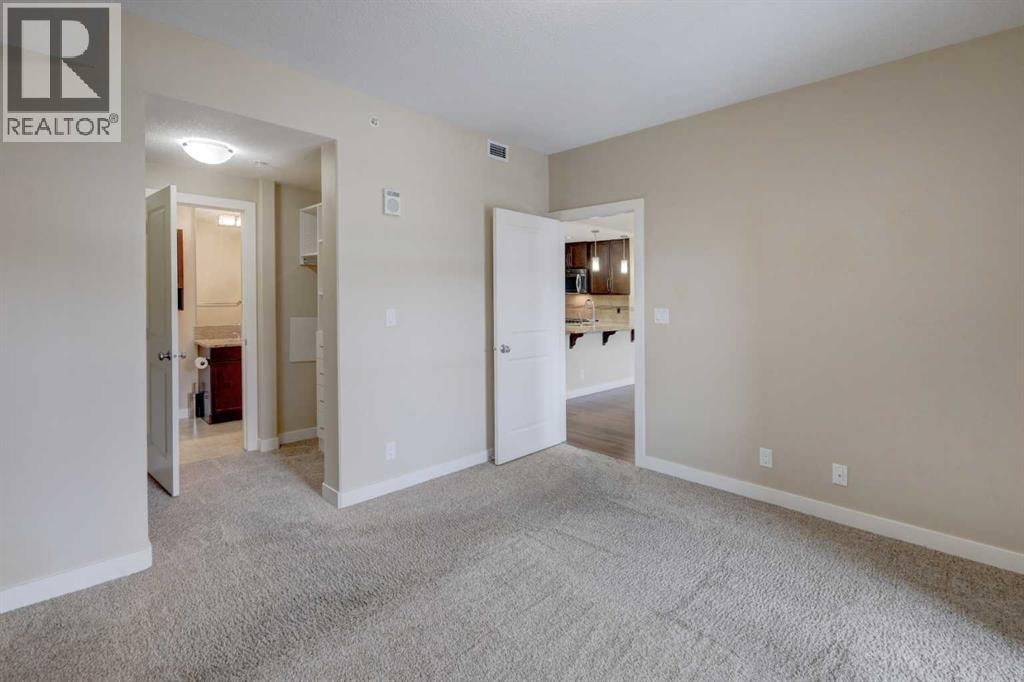 206, 16 Varsity Estates Circle NW — photo 19