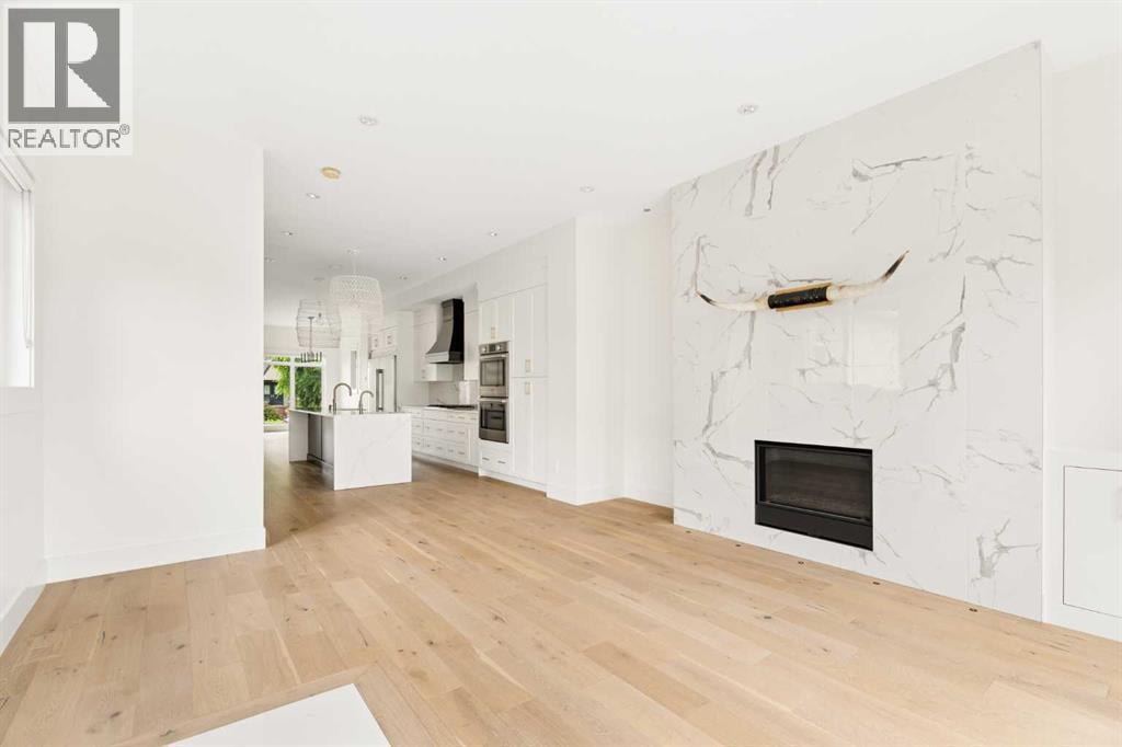 1430 27 Street SW — photo 8
