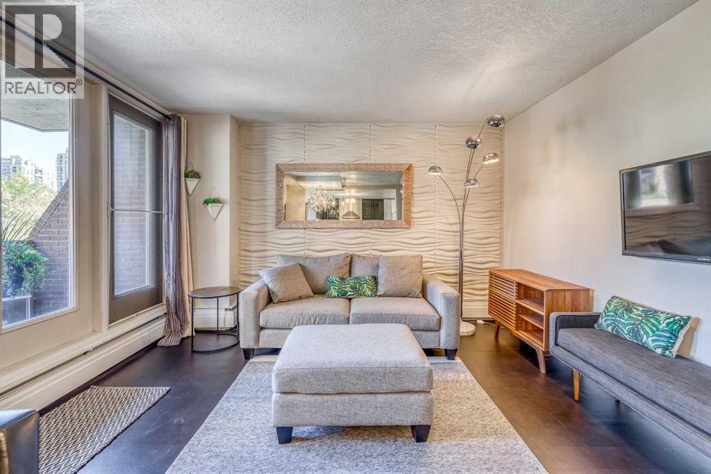 302, 1309 14 Avenue SW — photo 17