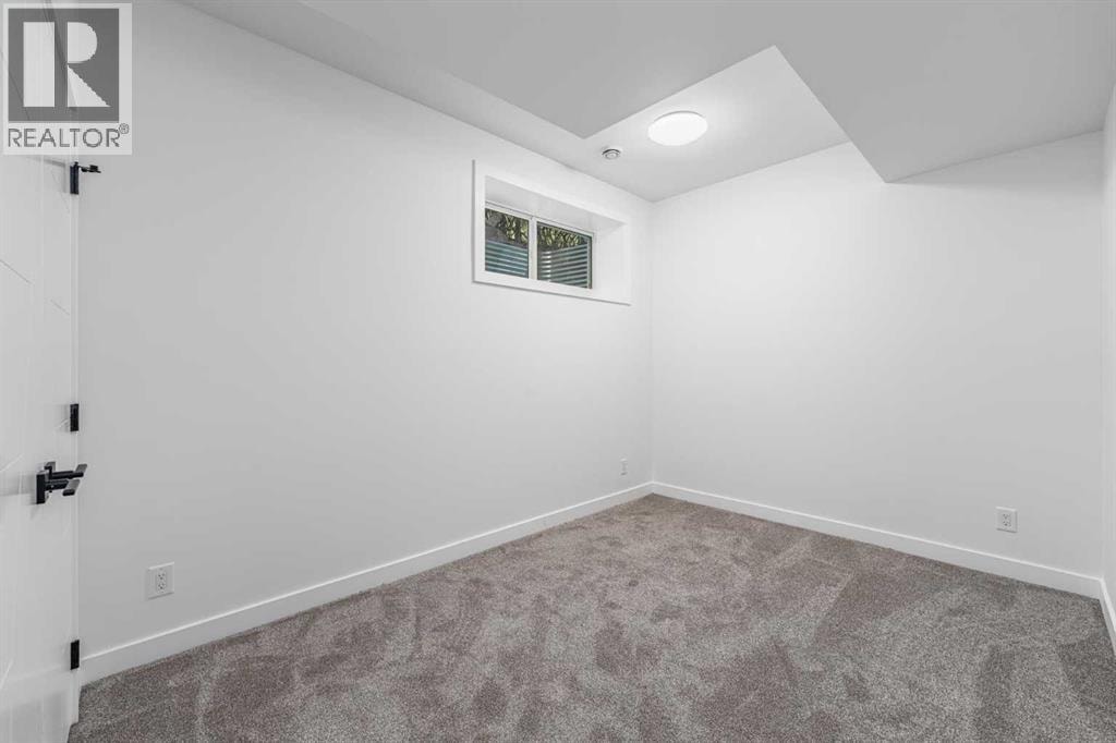 423 Hendon Drive NW — photo 37