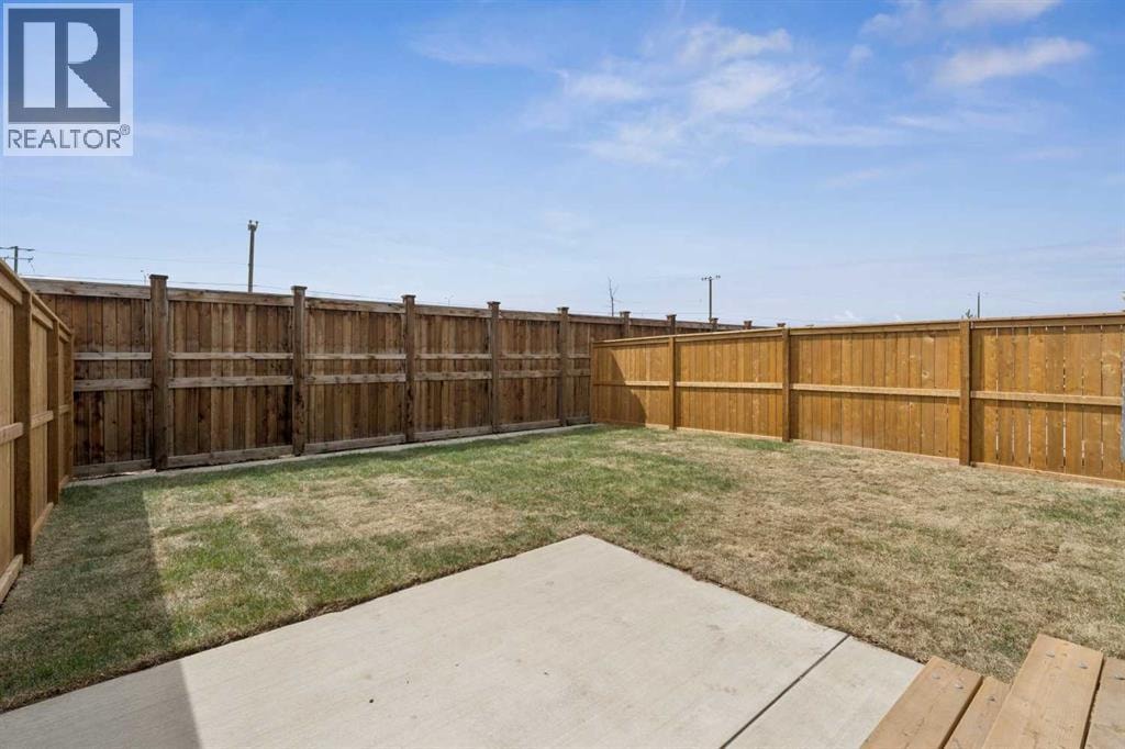 195 Greenwich Drive NW — photo 14