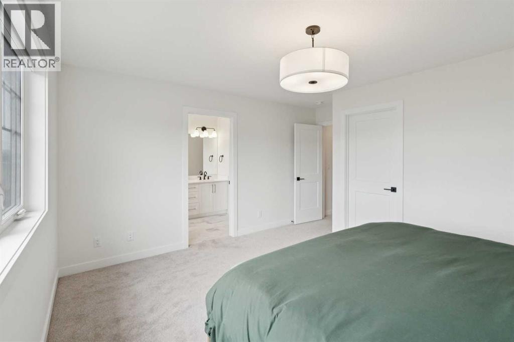 195 Greenwich Drive NW — photo 19