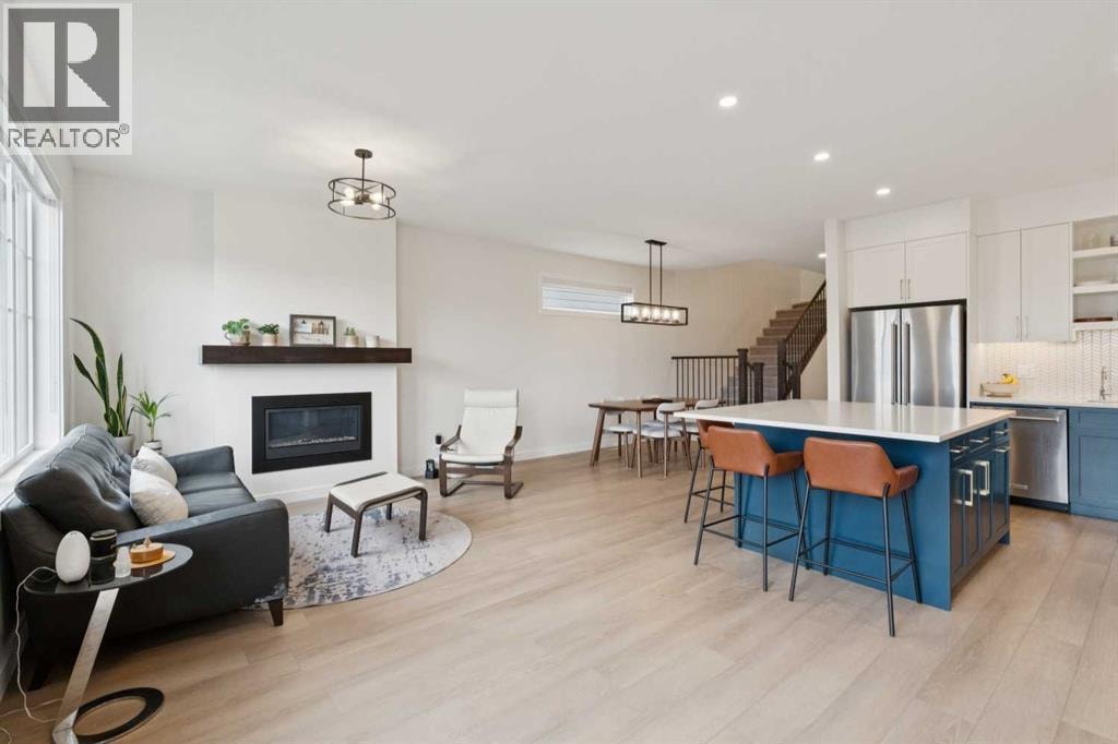 195 Greenwich Drive NW — photo 10