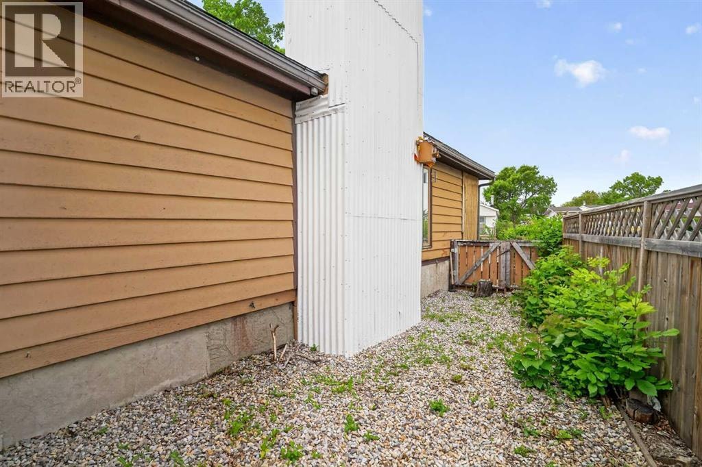 224 Huntwell Road NE — photo 33