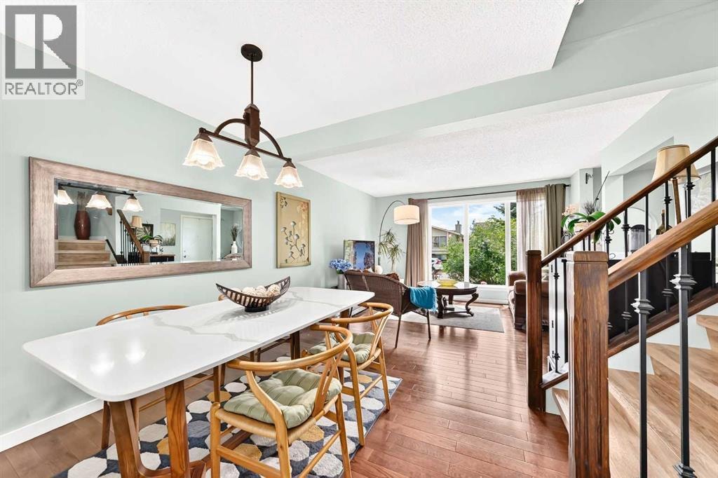 63 Strathcona Crescent SW — photo 10
