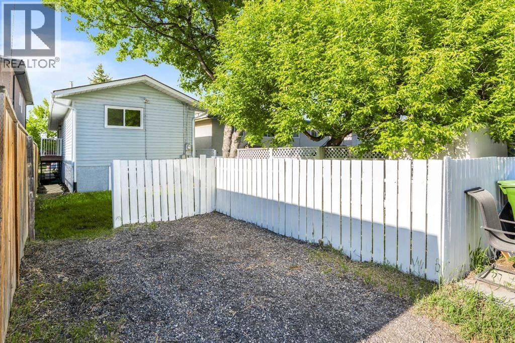 7609 36 Avenue NW — photo 50