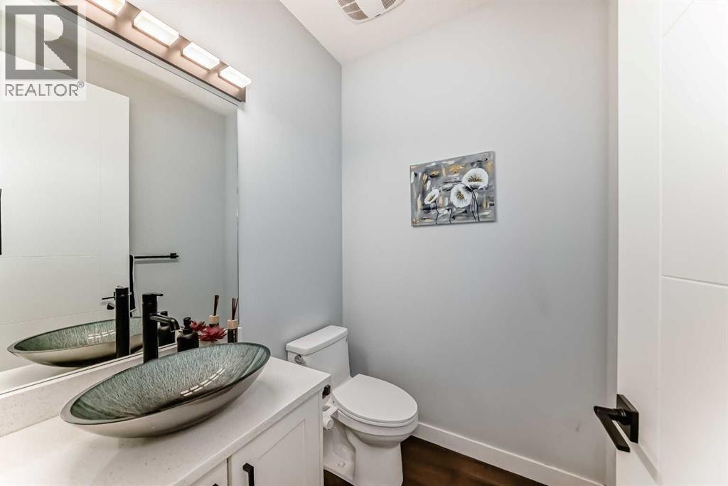 2 Chelsea Bay — photo 36
