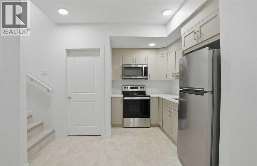 49 Belmont Drive SW — photo 32