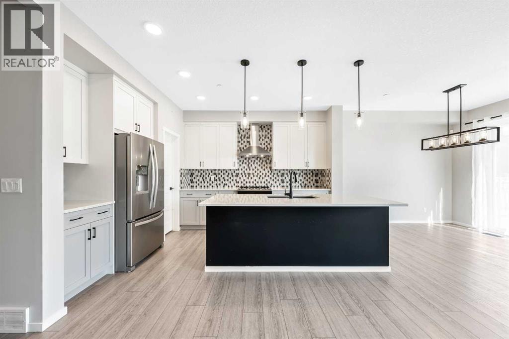 98 Lucas Crescent NW — photo 8