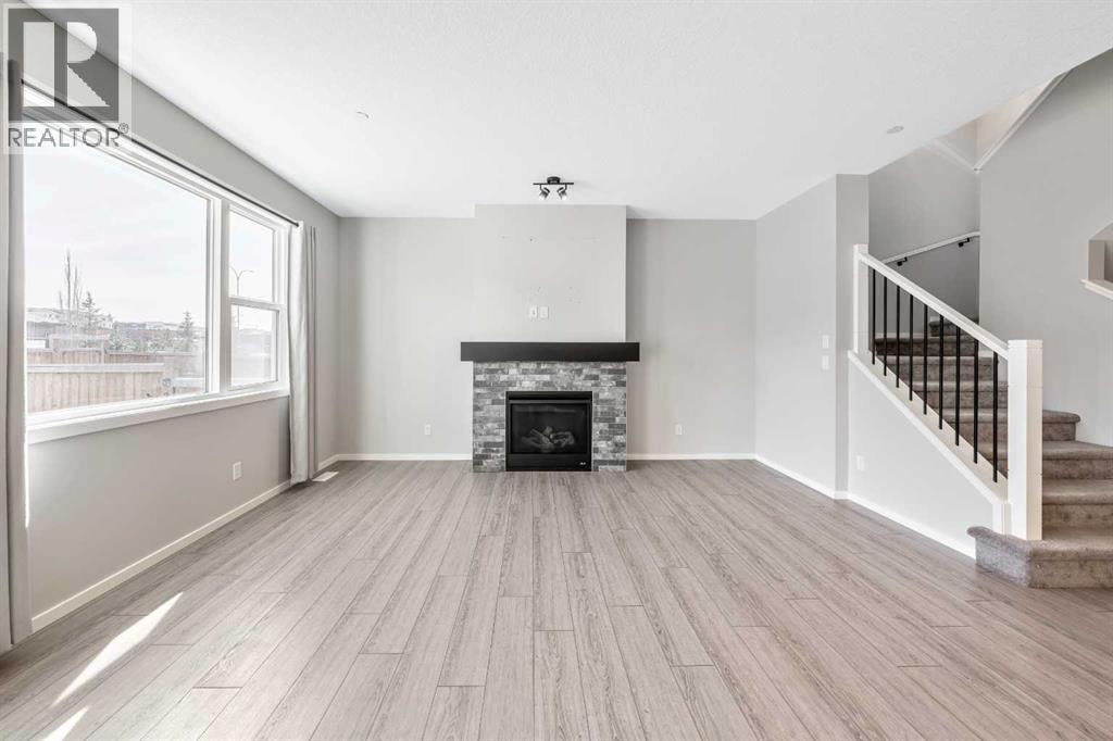 98 Lucas Crescent NW — photo 15