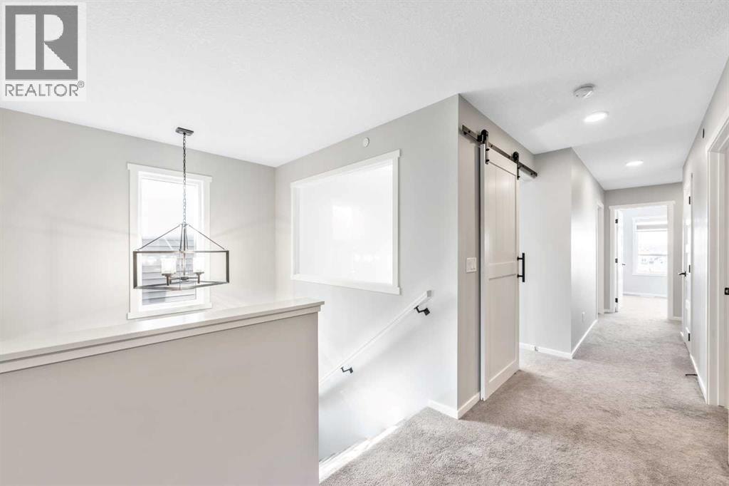 98 Lucas Crescent NW — photo 24