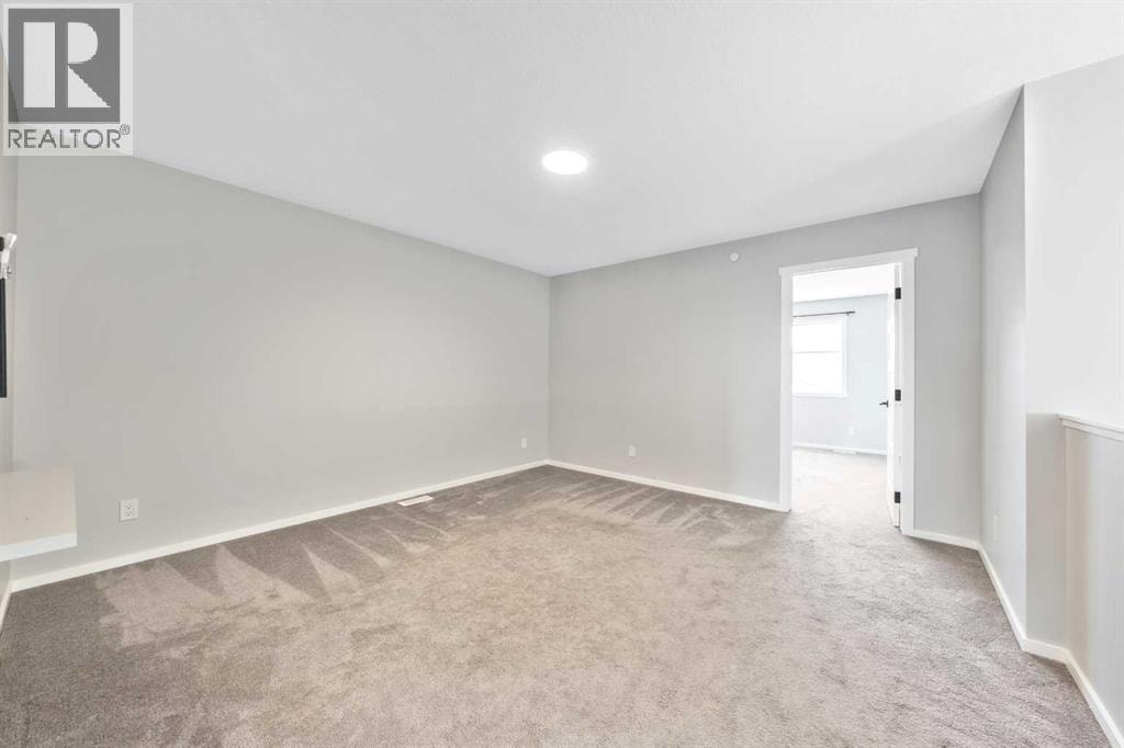 98 Lucas Crescent NW — photo 21