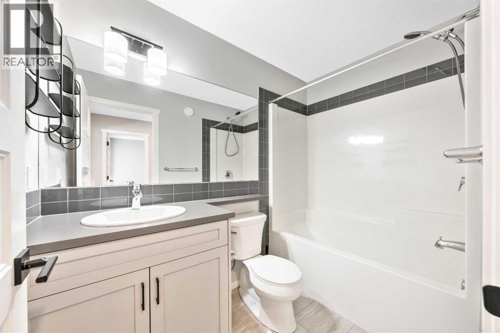 98 Lucas Crescent NW — photo 33