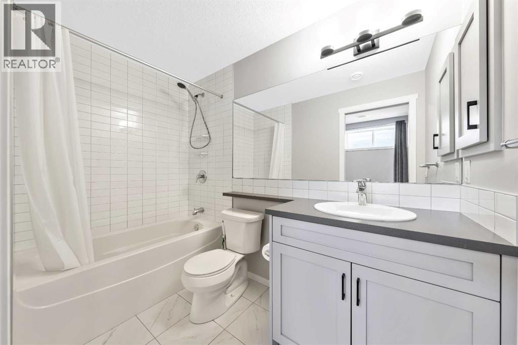 98 Lucas Crescent NW — photo 47