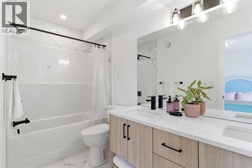 35, 903 Mahogany Boulevard SE — photo 31