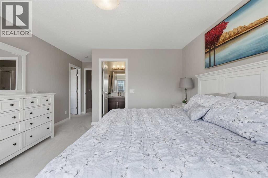 58 Kingfisher Crescent SE — photo 22