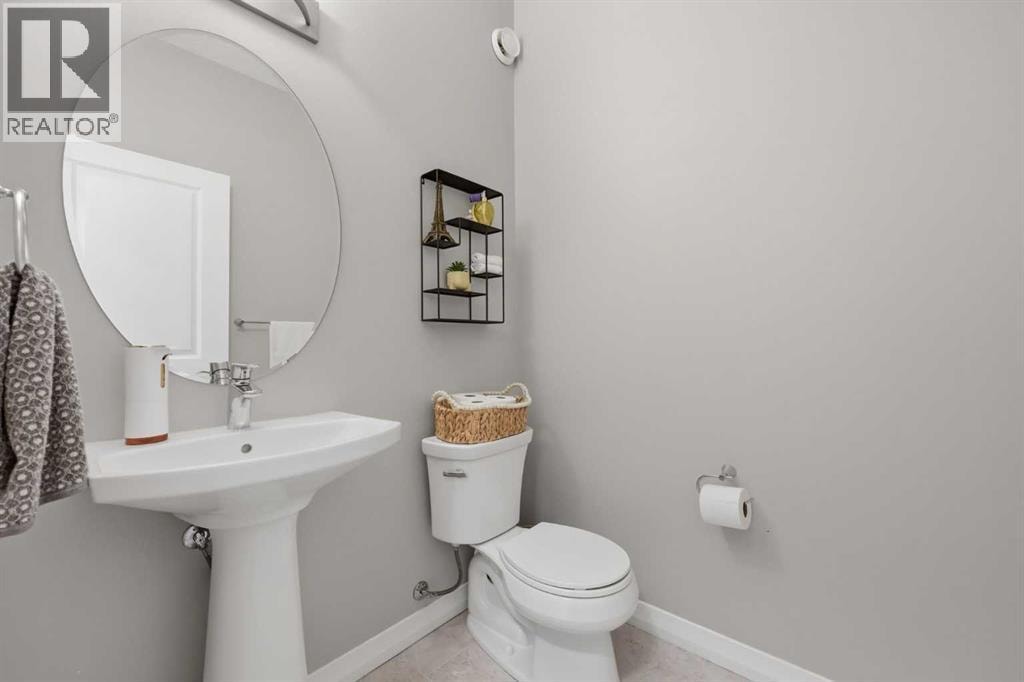 58 Kingfisher Crescent SE — photo 19