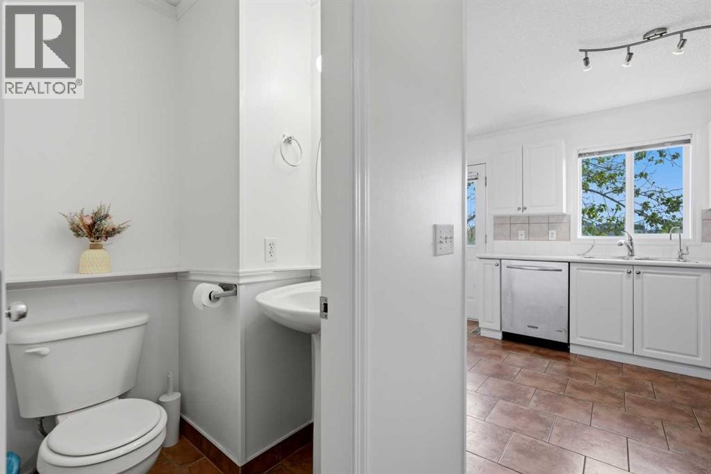 249 Citadel Point NW — photo 10