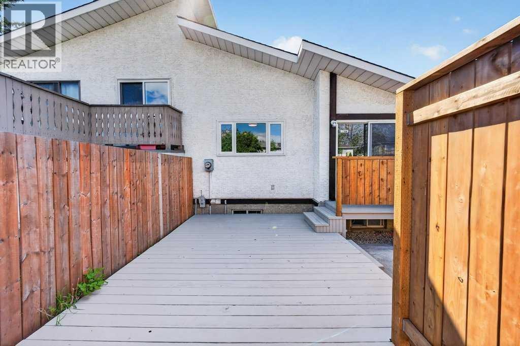 3304 Temple Way NE — photo 27