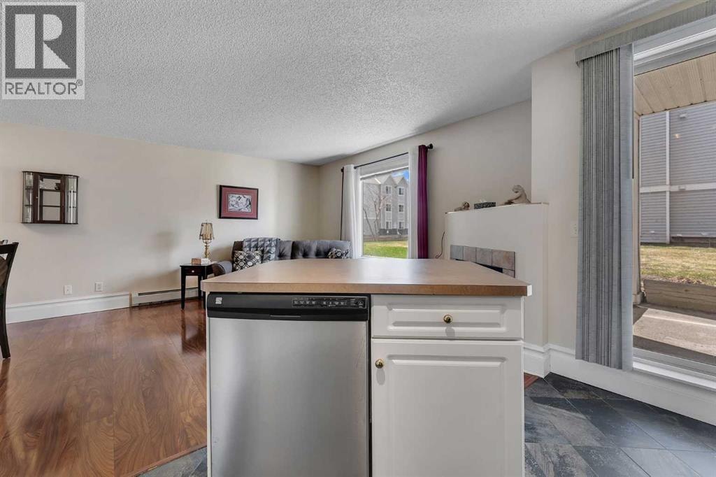 106, 7106 Valleyview Park SE — photo 14