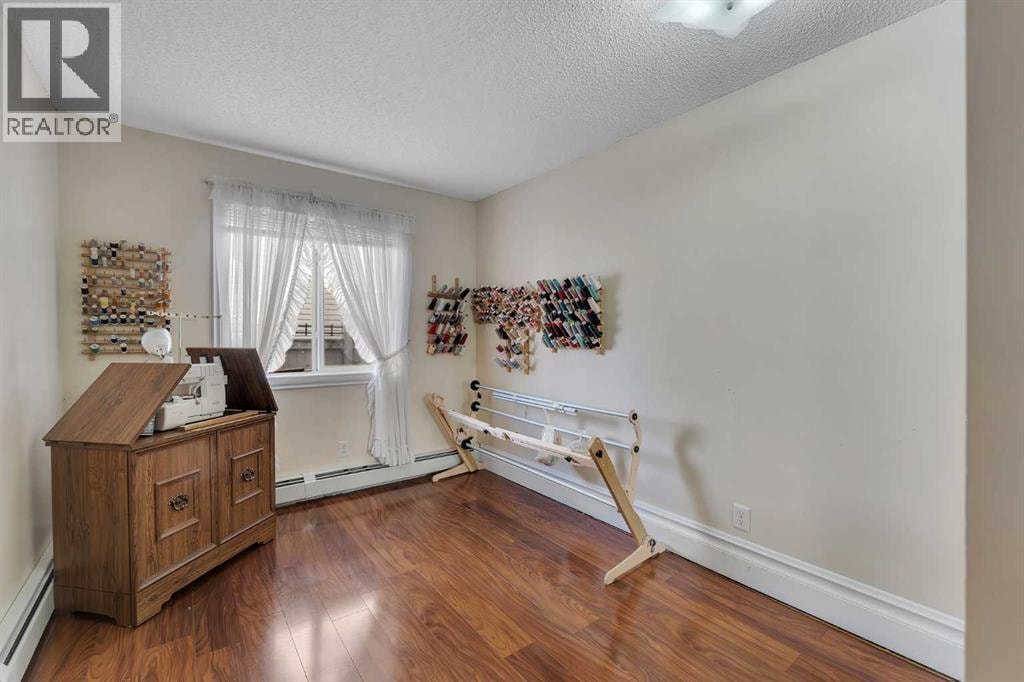 106, 7106 Valleyview Park SE — photo 18