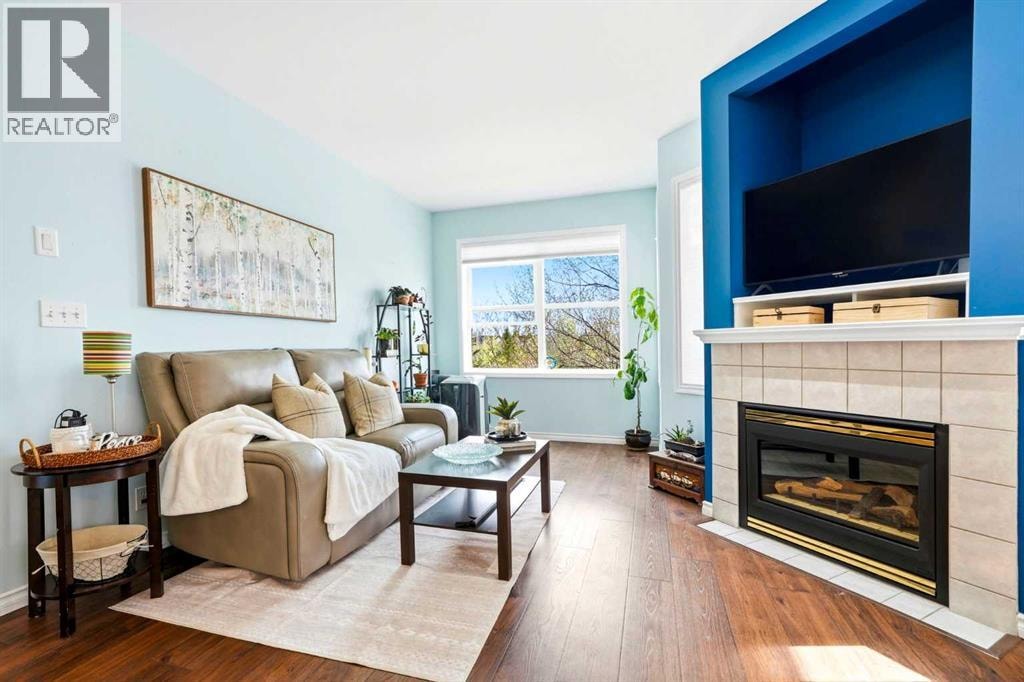 207, 60 Promenade Way SE — photo 12