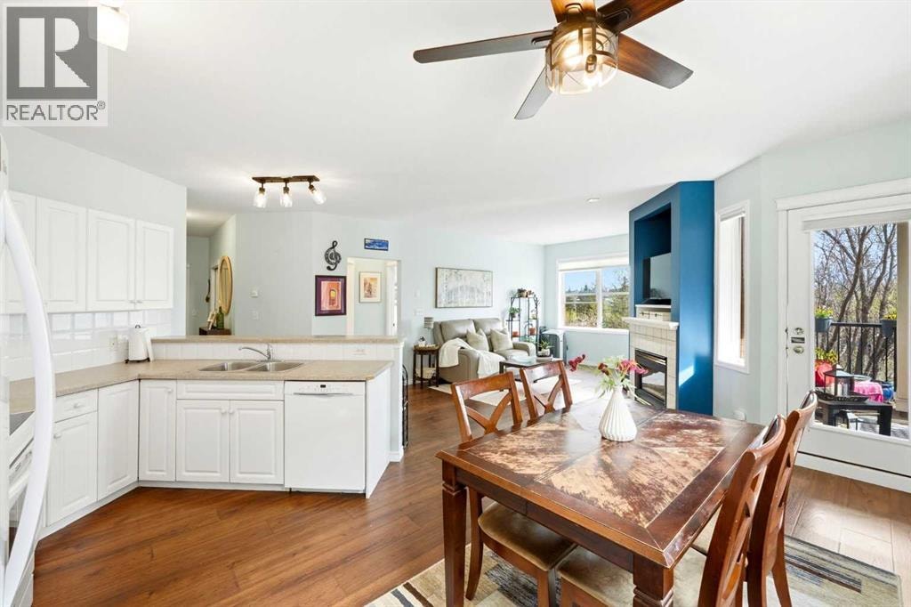 207, 60 Promenade Way SE — photo 11