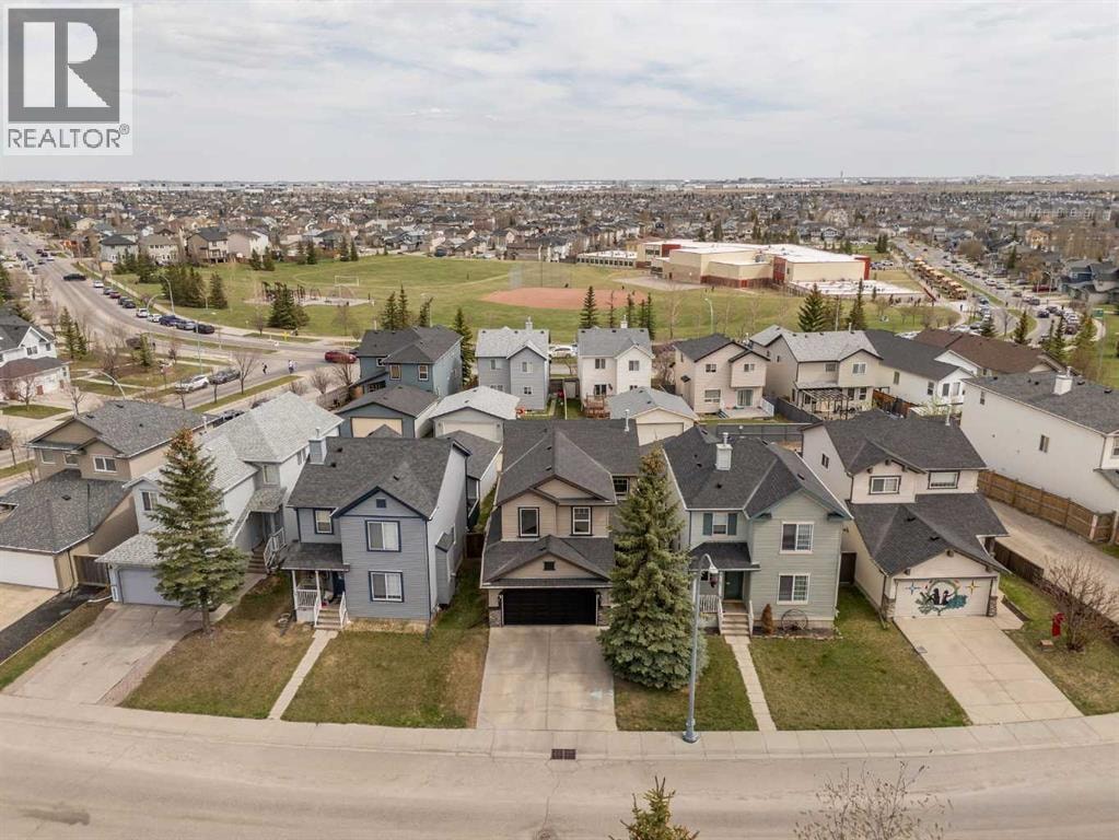 19 Covemeadow Crescent NE — photo 43