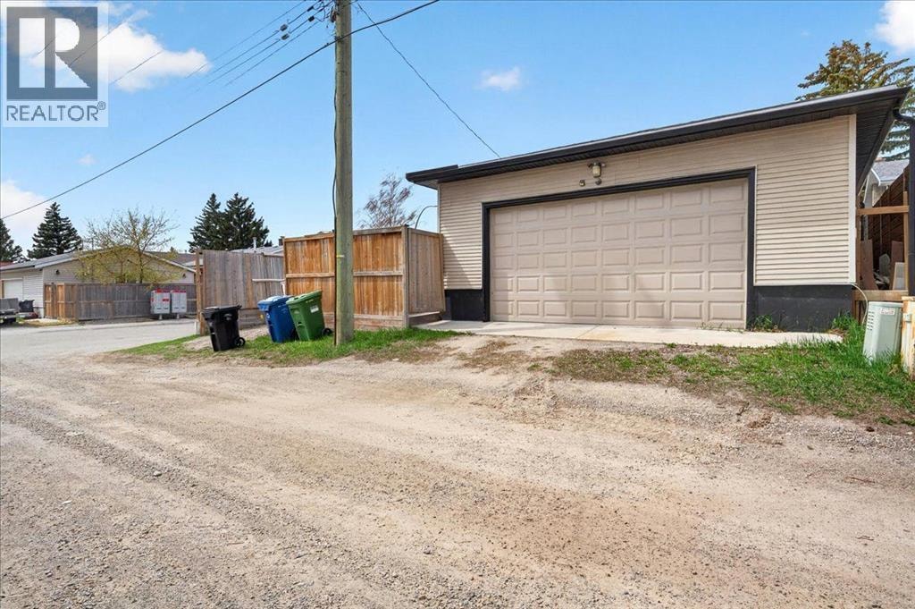 3620 28 Street SE — photo 49
