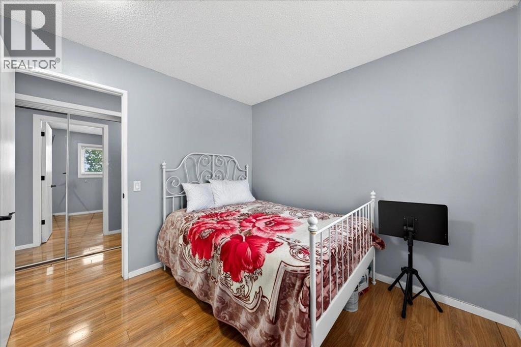 3620 28 Street SE — photo 26
