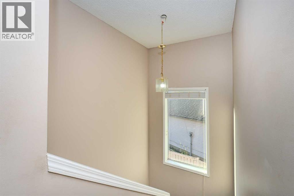 4 Del Ray Crescent NE — photo 19