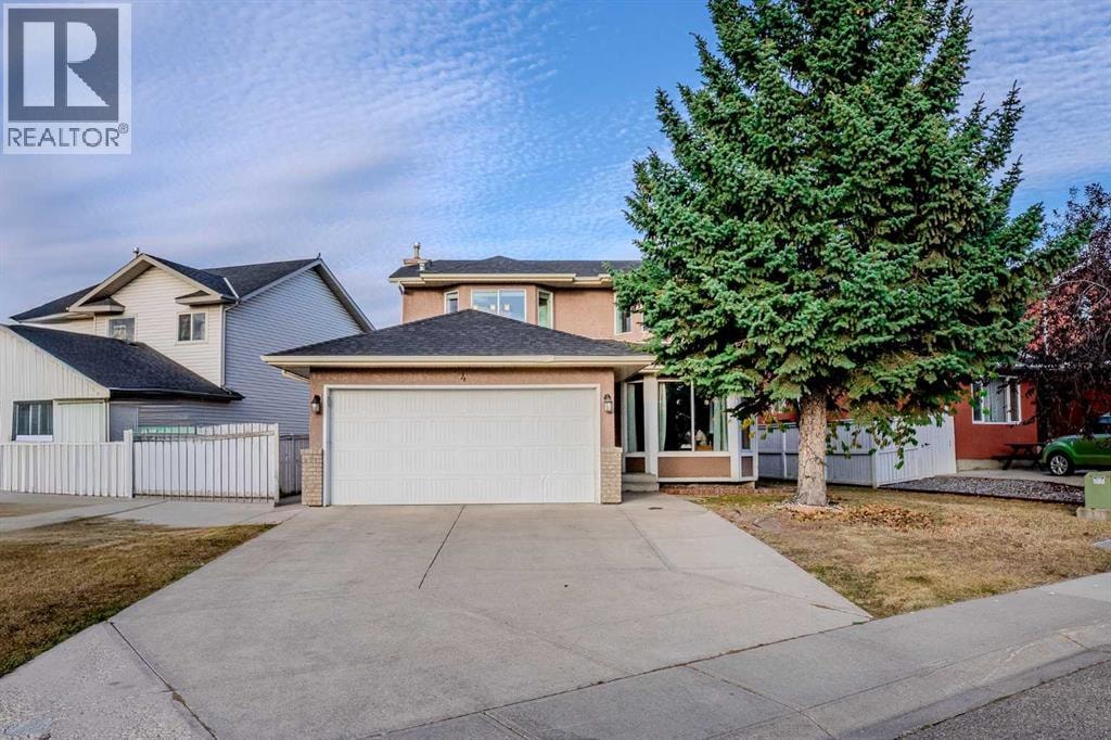4 Del Ray Crescent NE — photo 2