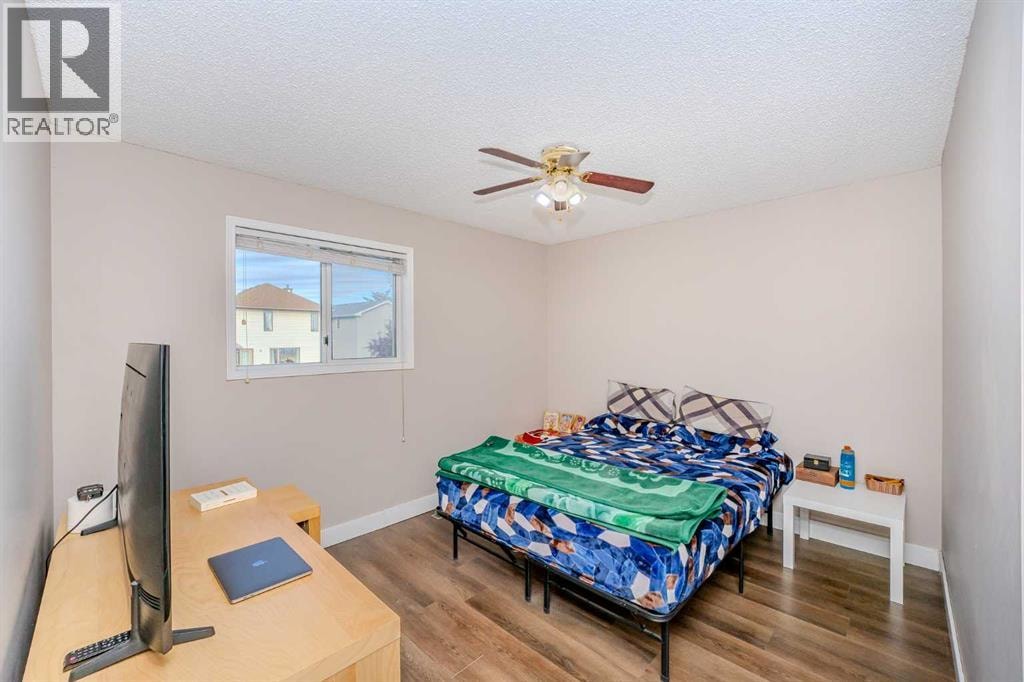 4 Del Ray Crescent NE — photo 30