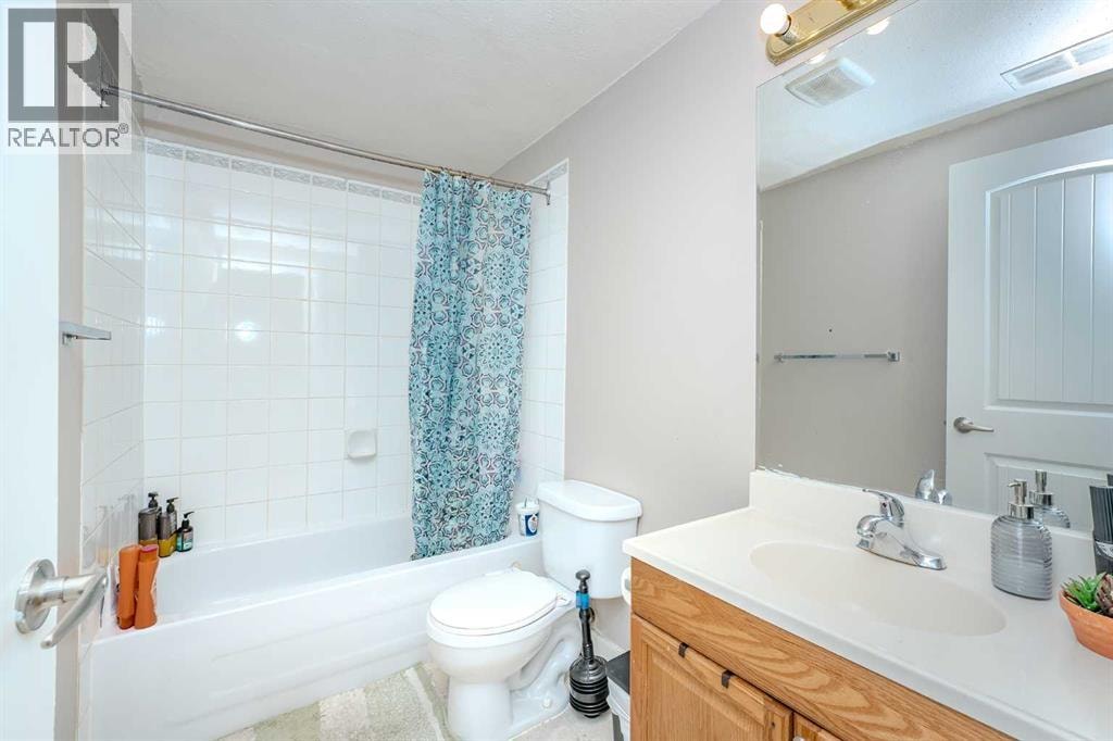 4 Del Ray Crescent NE — photo 39