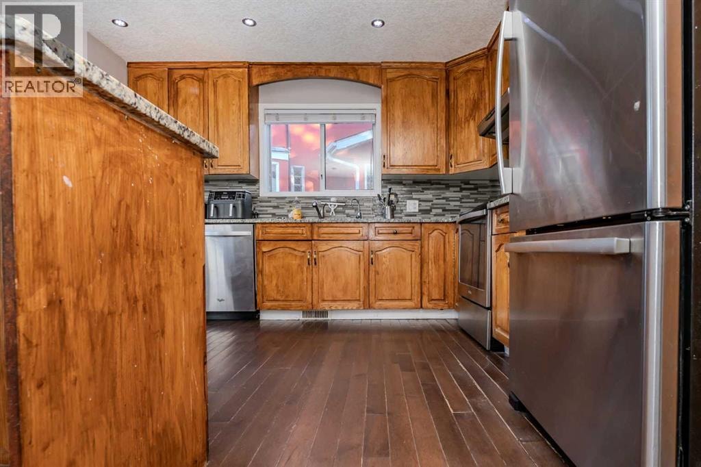 4 Del Ray Crescent NE — photo 9