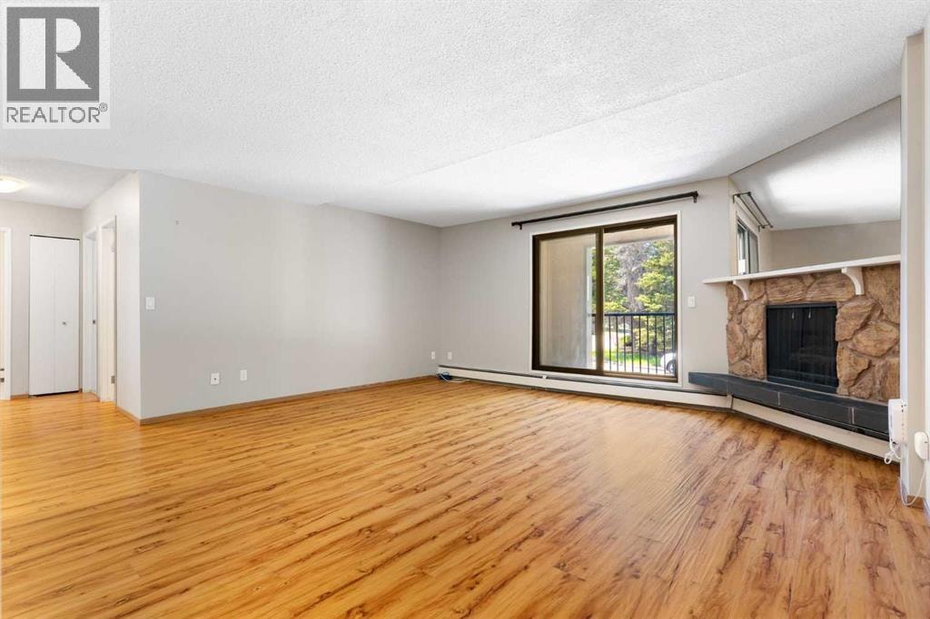 3101, 4001C 49 Street NW — photo 6