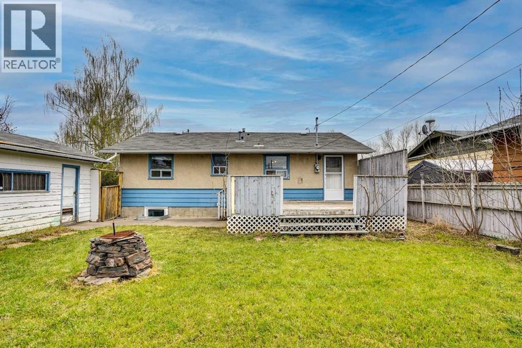8316 43 Avenue NW — photo 31