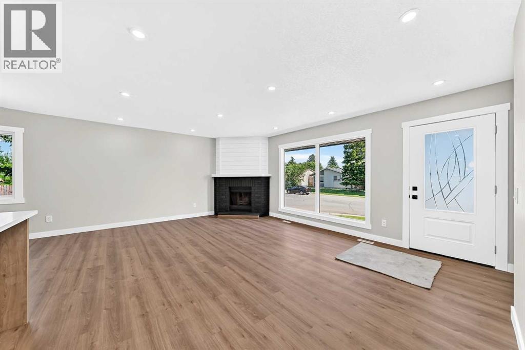 704 Malvern Drive NE — photo 11