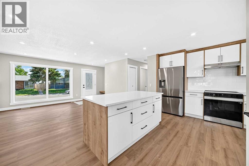 704 Malvern Drive NE — photo 10