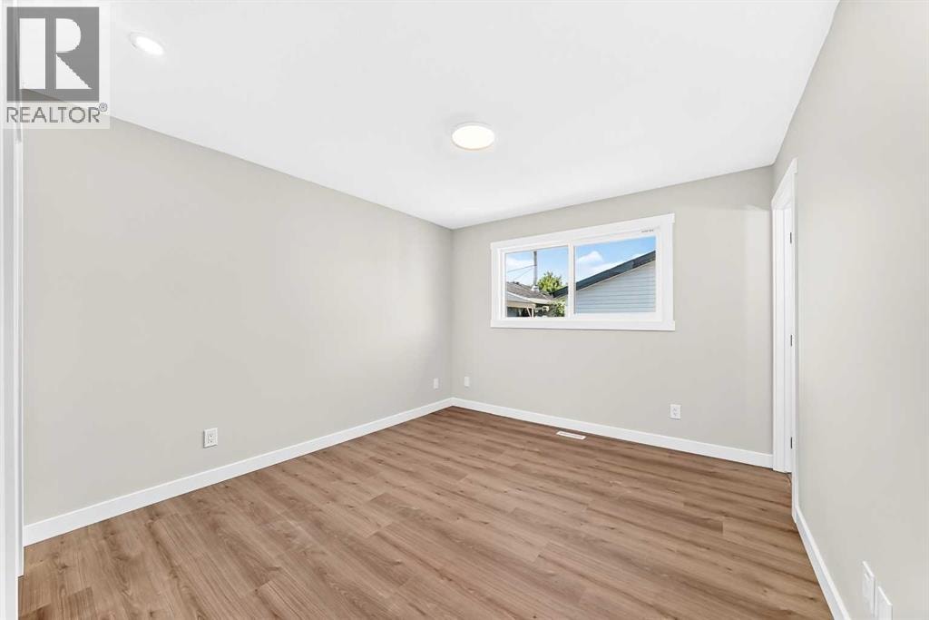 704 Malvern Drive NE — photo 17