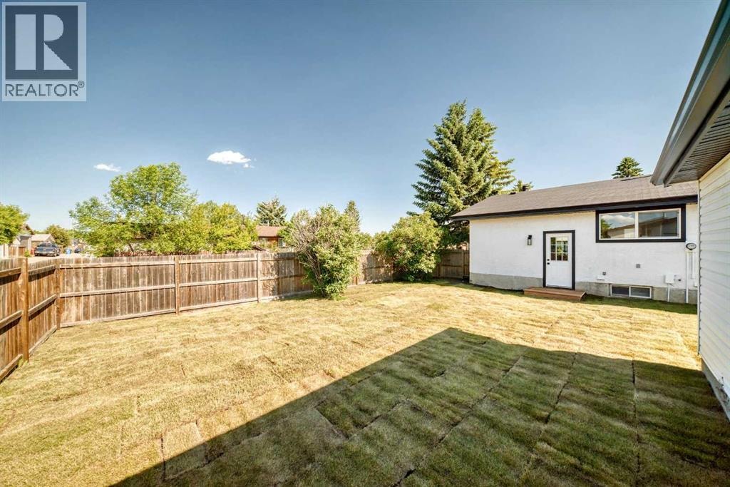 704 Malvern Drive NE — photo 44