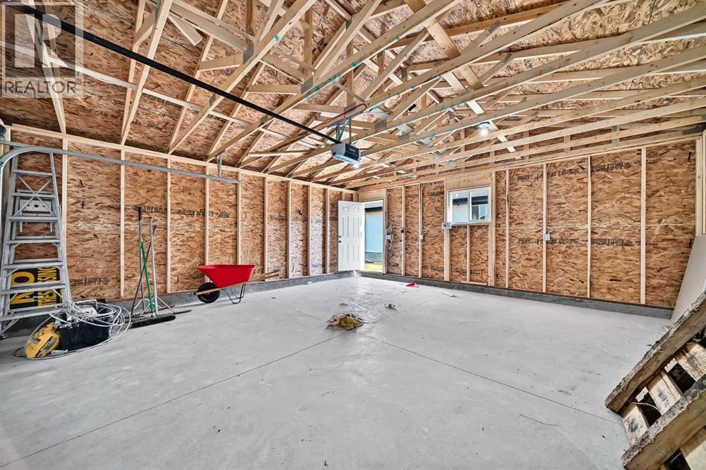 704 Malvern Drive NE — photo 40