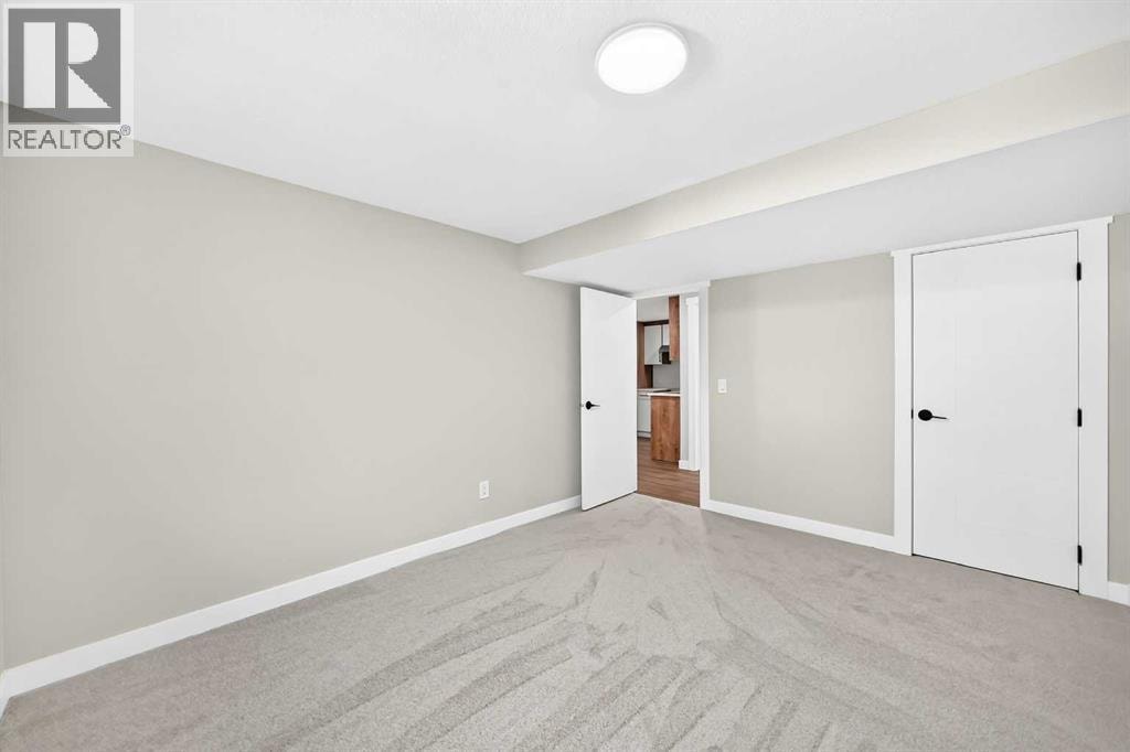 704 Malvern Drive NE — photo 38