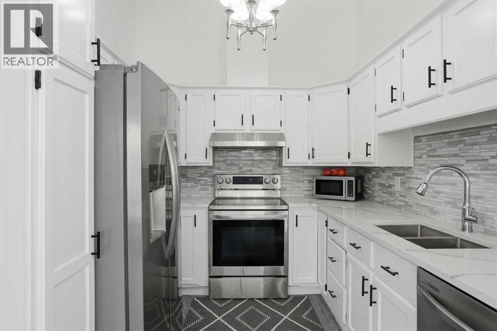 203 Shawglen Road SW — photo 10